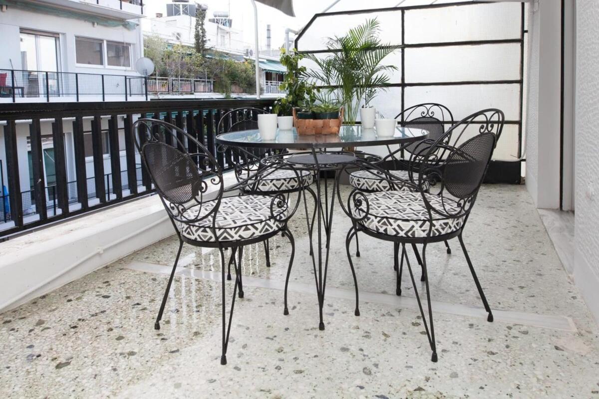 Pagrati Urban Oasis Getaway 2Bd Apt With Balcony Athènes Extérieur photo
